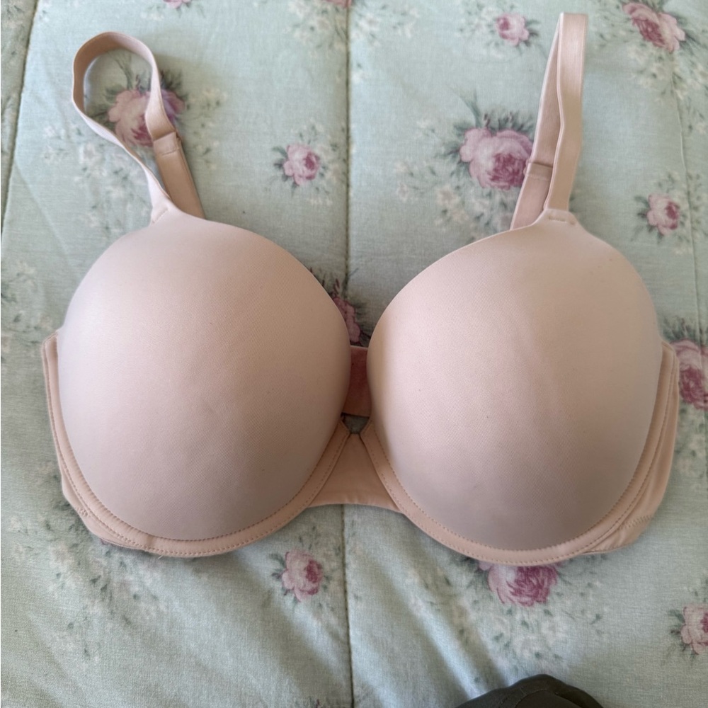 PINK Victoria's Secret Blush Bra